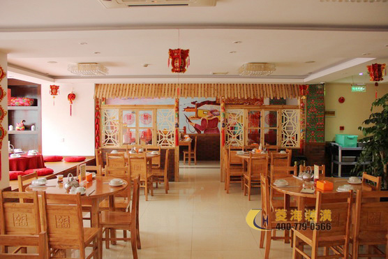 東北飯店走道設計