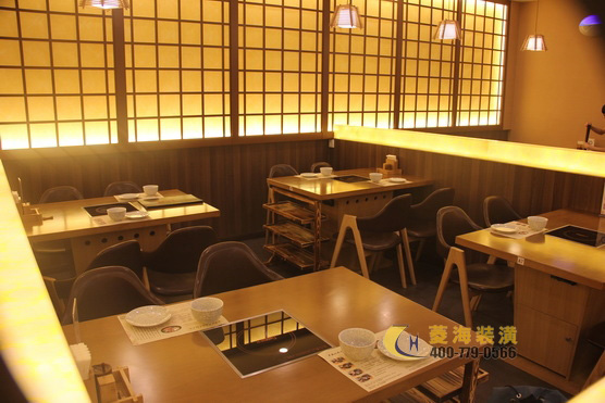 日本料理店卡座設計