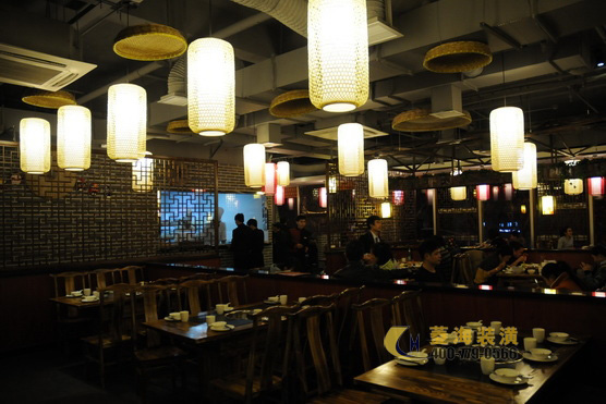 火鍋店吊燈設計
