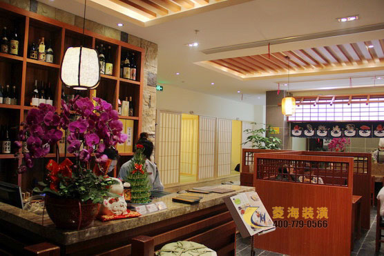 日本料理店收銀區設計