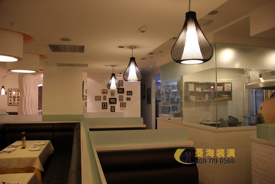 意大利西餐廳隔斷設計