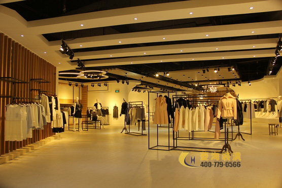 服裝展廳布局設計