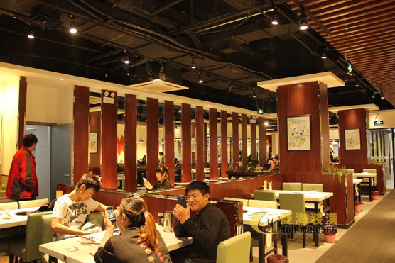 火鍋店隔斷設計裝修