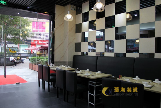 月上海棠火鍋店走廊設計
