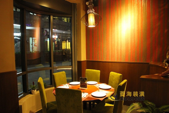 泰國餐廳餐桌設計